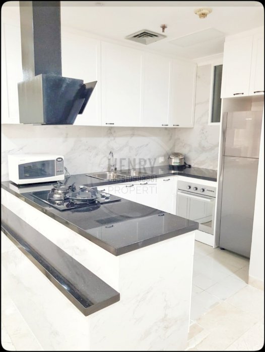 Dijual Cepat Unit 2+1BR Full Renovasi dan Furnish Baru Semua Mid Fl