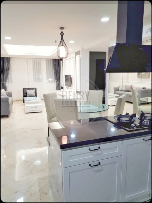 Dijual Cepat Unit 2+1BR Full Renovasi dan Furnish Baru Semua Mid Fl