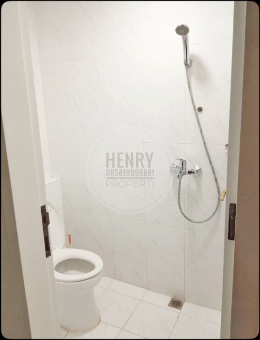 Dijual Cepat Unit 2+1BR Full Renovasi dan Furnish Baru Semua Mid Fl