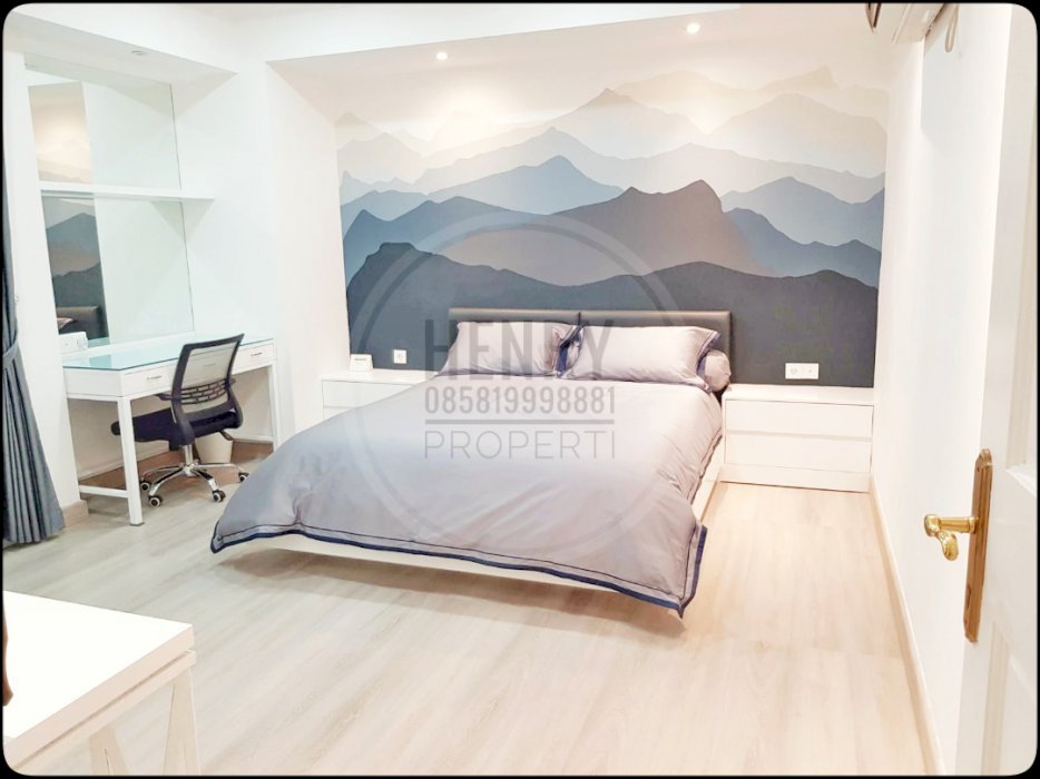 Dijual Cepat Unit 2+1BR Full Renovasi dan Furnish Baru Semua Mid Fl