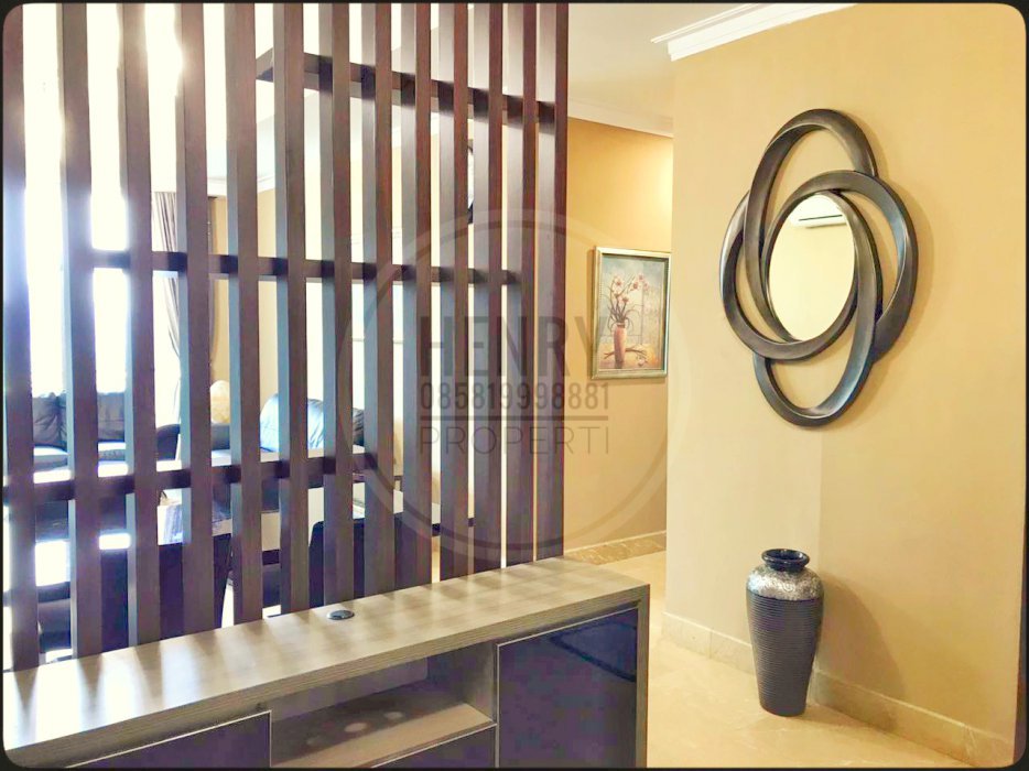 FOR SALEÂ  Sudah Sertifikat bisa KPA unit 4+1 BR di Apt. Residence 8