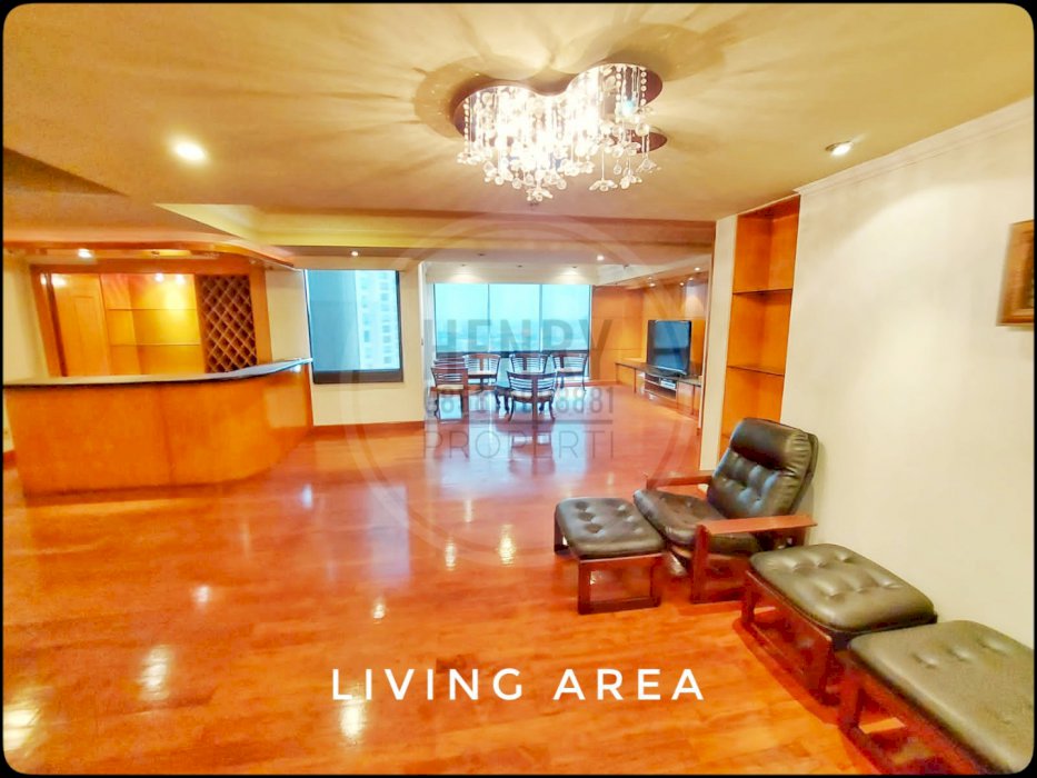 BEAUTY EVER 4+1 BR Full Furnish with Full Marble Mid Floor at TA CONDO