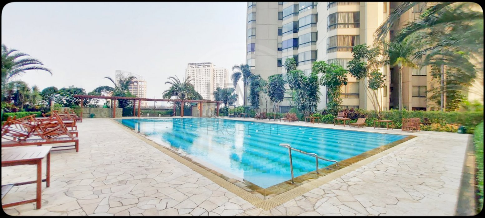 BEAUTY EVER 4+1 BR Full Furnish with Full Marble Mid Floor at TA CONDO