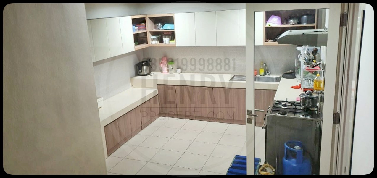 DIJUAL CEPAT RUMAH BERASA VILLA EMERALD COVE Gading Serpong Ada Lift