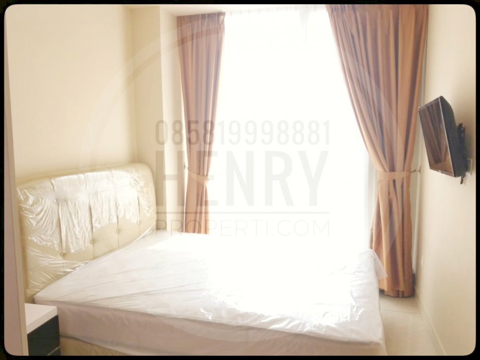 Dijual Cepat 2+1BR Full Furnish Pool View Mid Floor Taman Anggrek Res