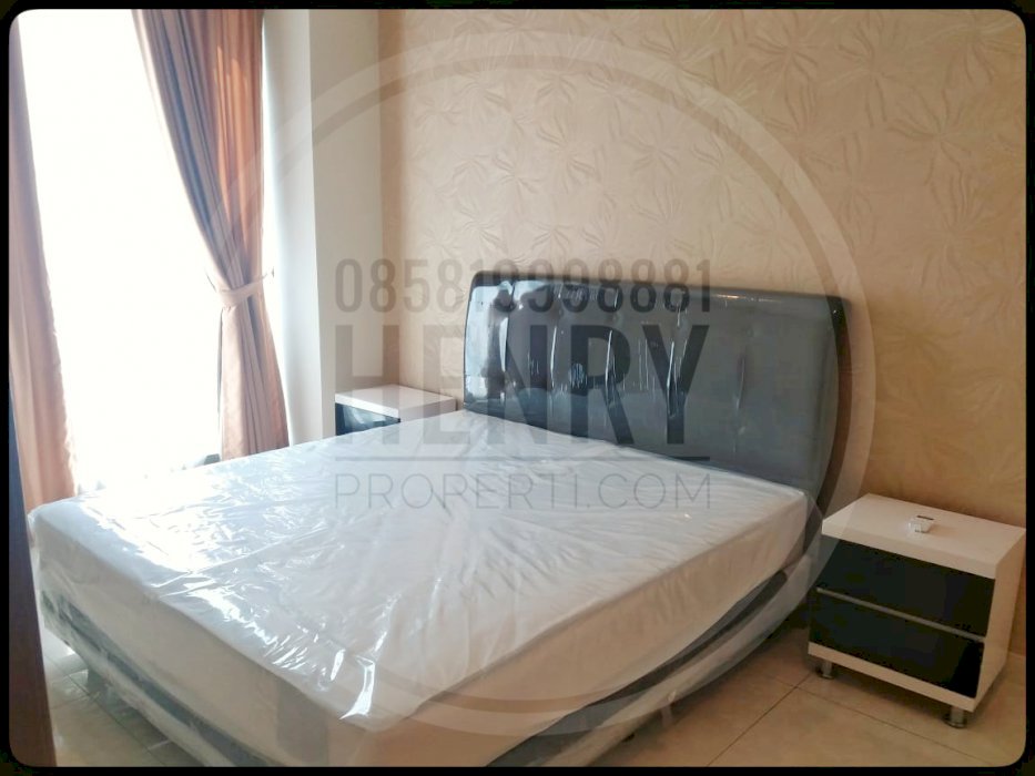 Dijual Cepat 2+1BR Full Furnish Pool View Mid Floor Taman Anggrek Res