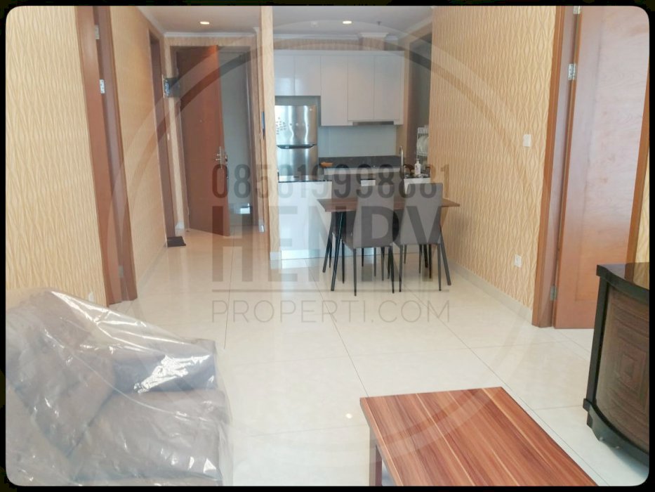 Dijual Cepat 2+1BR Full Furnish Pool View Mid Floor Taman Anggrek Res