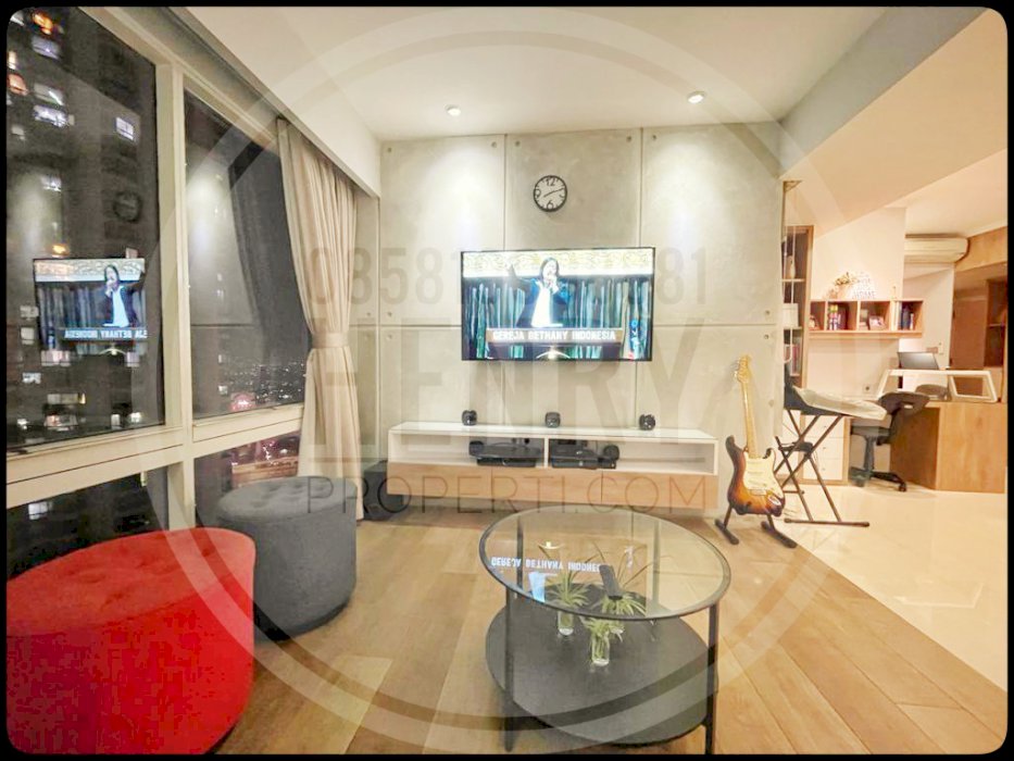 Dijual Cepat 3+1BR Full Furnish Full Renov dari 2 Unit Gabung 2 BR