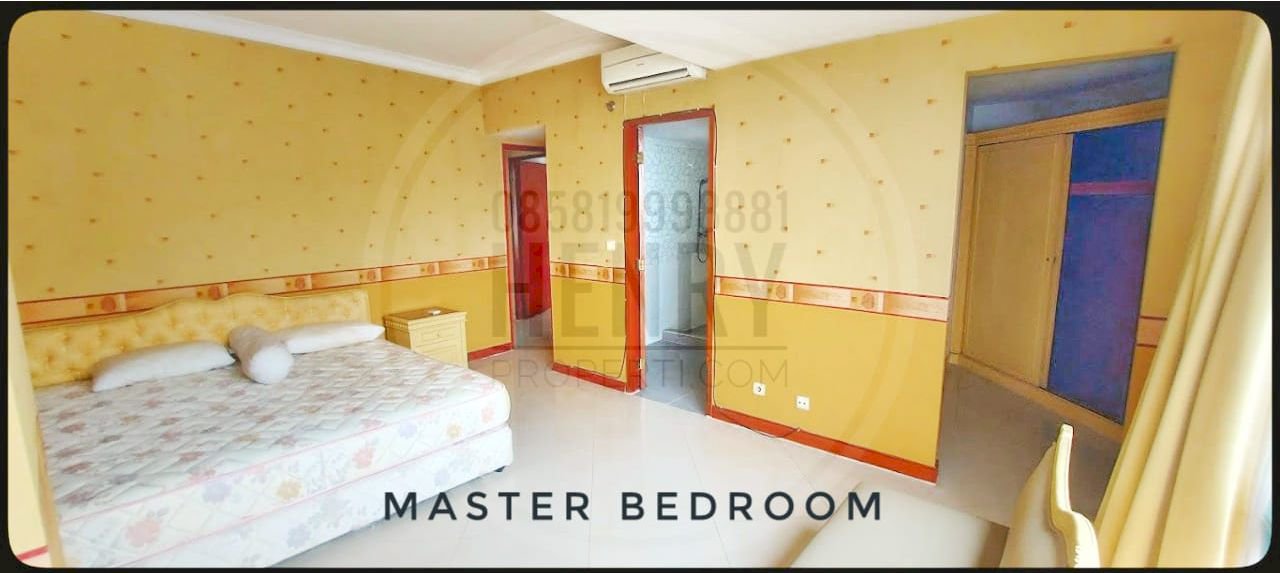 DIJUAL CEPAT HARGA TERMURAH Unit 3+1BR Best City View Lantai Tinggi