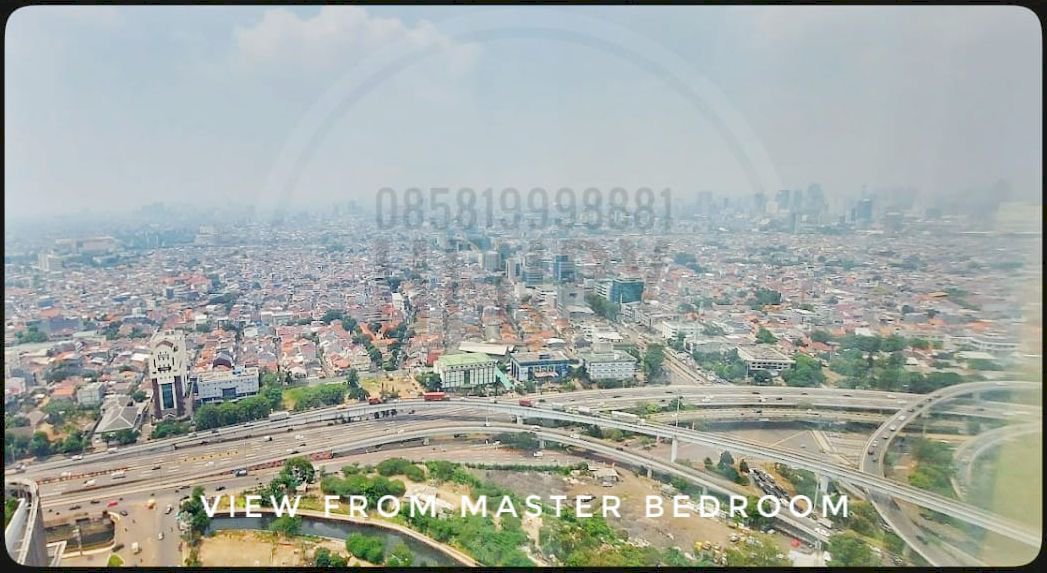DIJUAL CEPAT HARGA TERMURAH Unit 3+1BR Best City View Lantai Tinggi