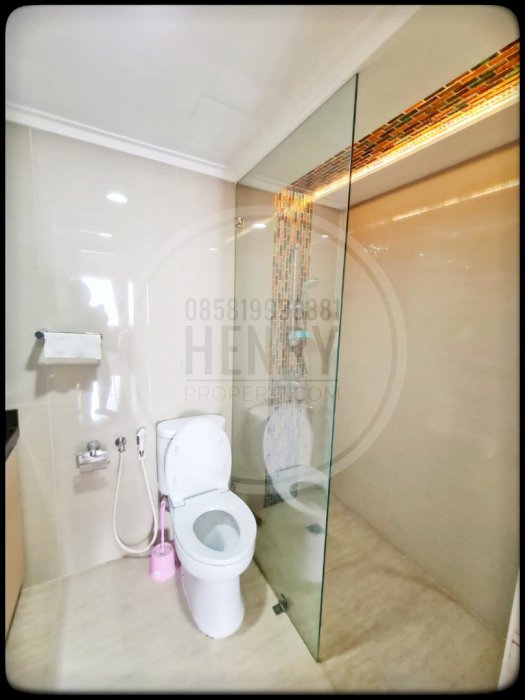 FOR RENT BEAUTY UNITÂ  4+1BR CITY VIEW at Apartment Taman Anggrek Condo