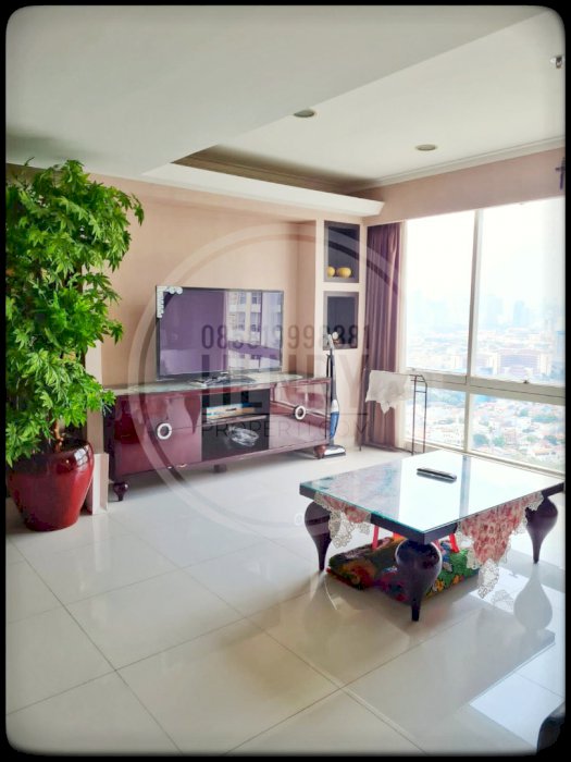 FOR RENT BEAUTY UNITÂ  4+1BR CITY VIEW at Apartment Taman Anggrek Condo