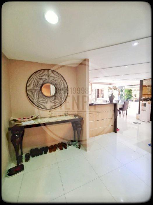 FOR RENT BEAUTY UNITÂ  4+1BR CITY VIEW at Apartment Taman Anggrek Condo