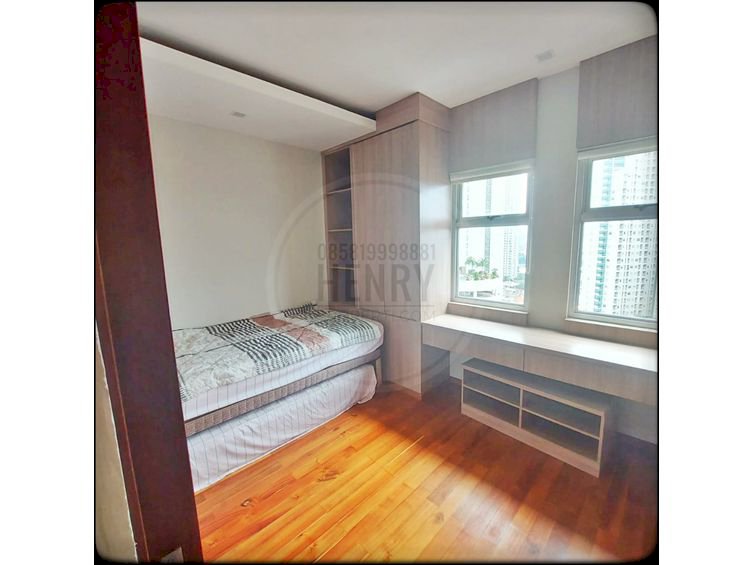 Mediterania Garden Residence 2 Dijual Cepat 3+1 BR Furnish CP Tirbeca
