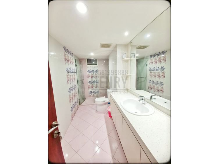 Taman Anggrek Condo Dijual Unit 3+1BR Best View Full Renov