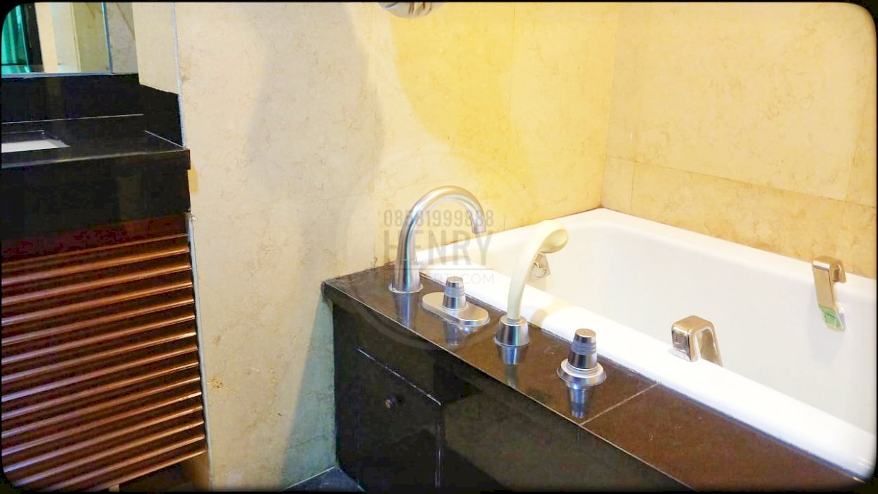 Belagio Mansion For Rent 3+1BR Full Furnish Mid Floor City View