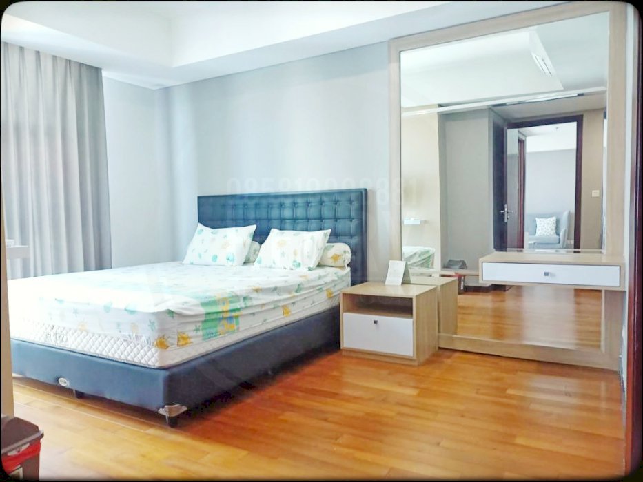 Casa Grande Dijual Cepat 2+1BR Full Furnish City View Mid Floor