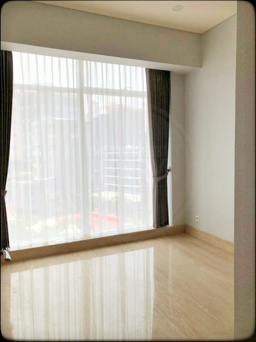 South Hills For Rent 3+1BR Full Furnish With Private Lift City View