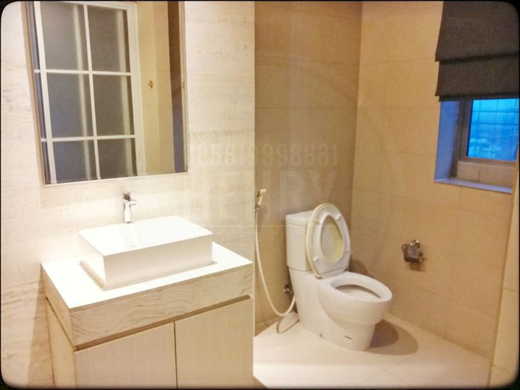 Residence 8 Senopati Dijual Cepat 1BR - 102m2 - High Fl City View