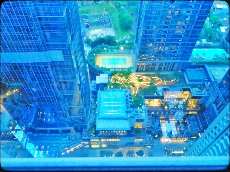 Residence 8 Senopati Dijual Cepat 1BR - 102m2 - High Fl City View