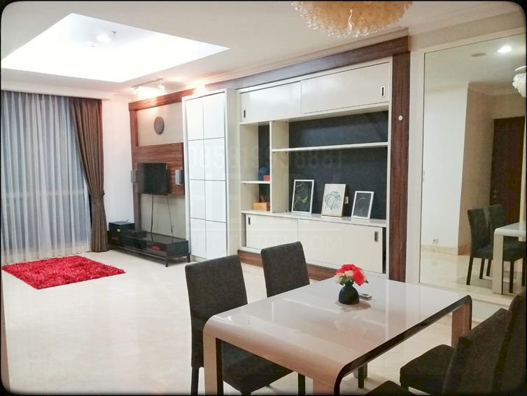 Residence 8 Senopati Dijual Cepat 1BR - 102m2 - Mid Floor City View Full Furnish