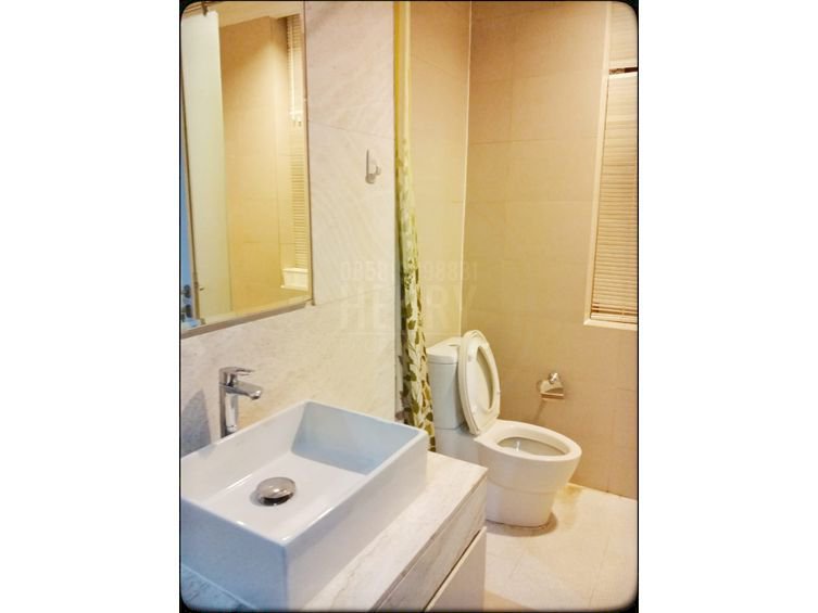 Residence 8 Senopati Dijual Cepat 1BR - 102m2 - Mid Floor City View Full Furnish