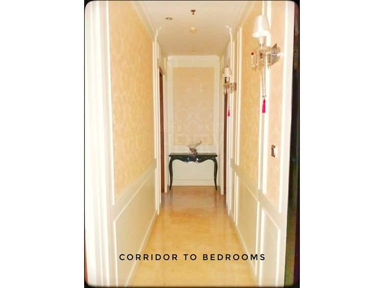Residence 8 Senopati Dijual Cepat 3+1BR High Fl Full Furnish City View