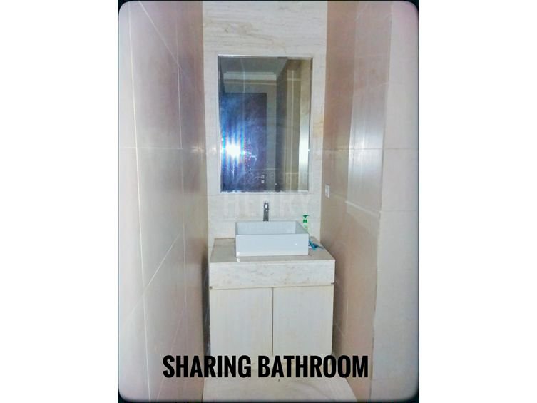 Residence 8 Senopati Dijual Cepat 3+1BR High Fl Full Furnish City View