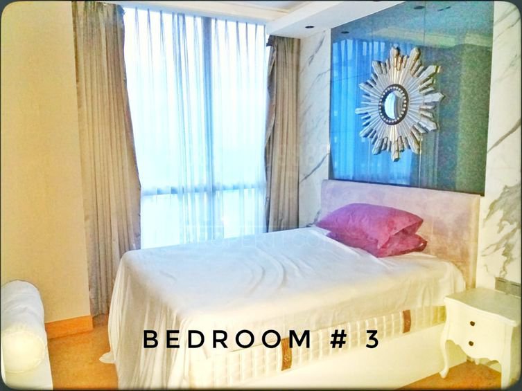 Residence 8 Senopati Dijual Cepat 3+1BR High Fl Full Furnish City View