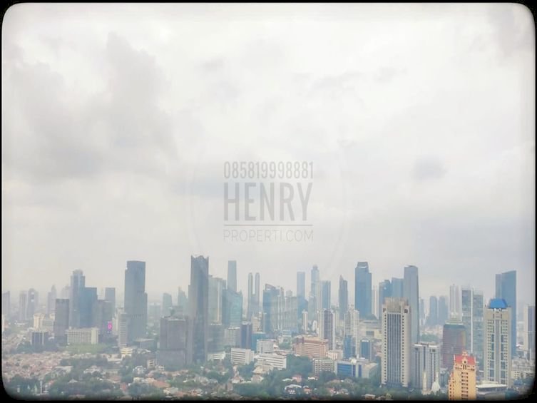 District 8 SBD Sudirman For Rent 2+1BR Mid Floor Furnish City View