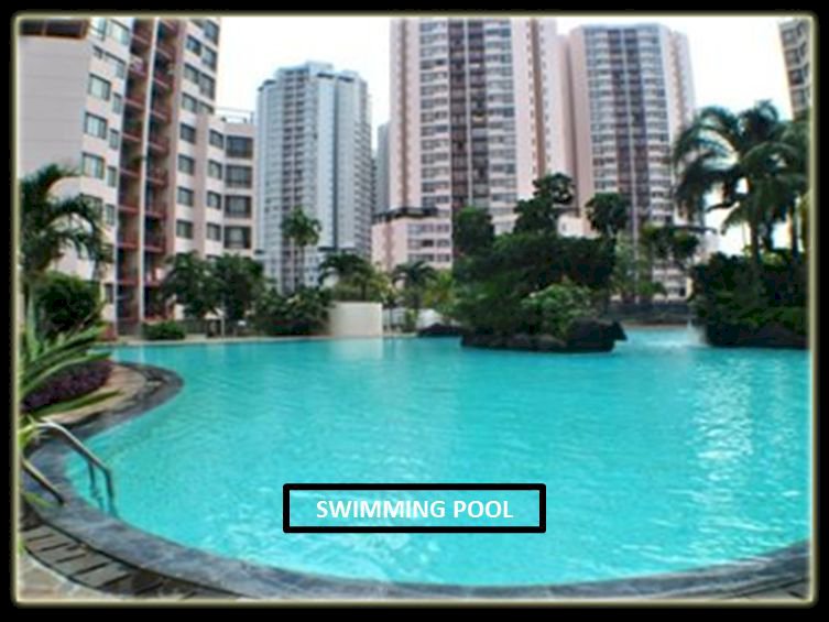 Taman Rasuna Dijual Cepat 2BR Furnish Mid Floor Pool View
