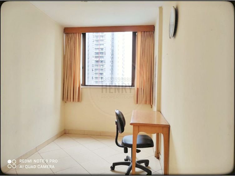 Taman Rasuna Dijual Cepat Harga Termurah 3BR Furnish Low Fl Pool View