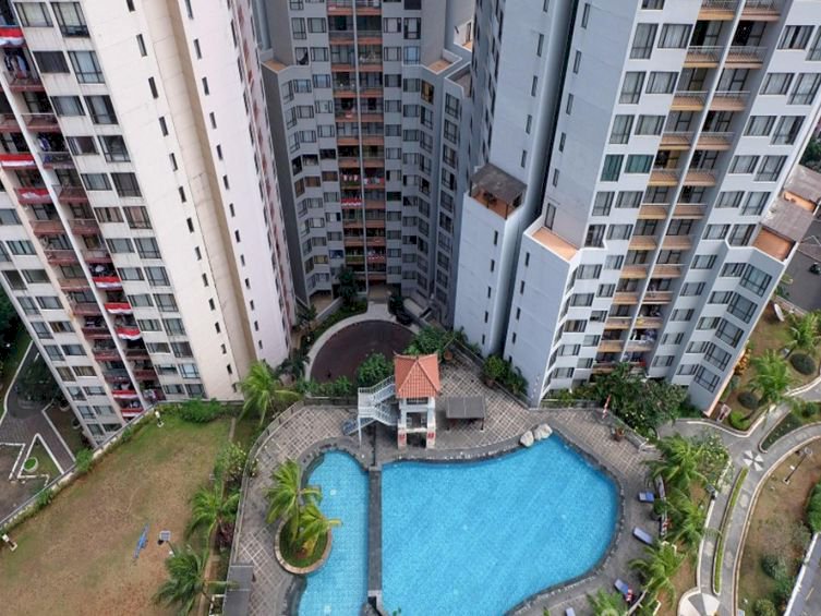 Taman Rasuna Dijual Cepat Harga Termurah 3BR Furnish Low Fl Pool View