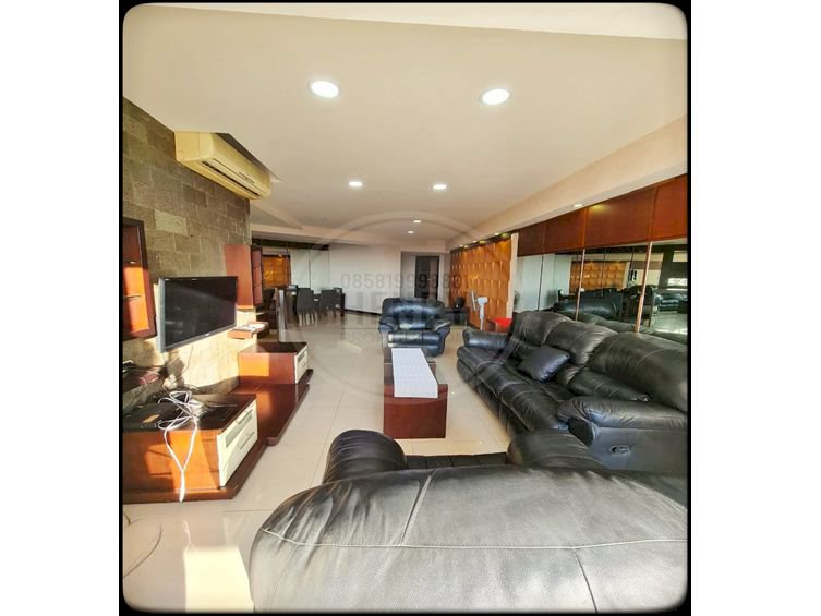 Taman Anggrek Condominium Dijual 3+1BR Full Renov dan Full Furnish