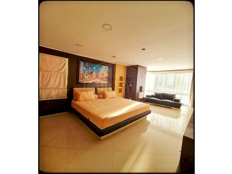 Taman Anggrek Condominium Dijual 3+1BR Full Renov dan Full Furnish