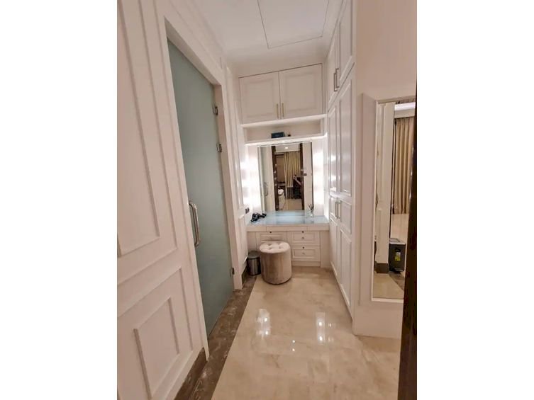 District 8 SCBD Sudirman Monthly Rent 2BR High Floor Full Furnish City View