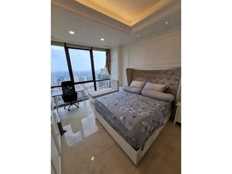 District 8 SCBD Sudirman Monthly Rent 2BR High Floor Full Furnish City View