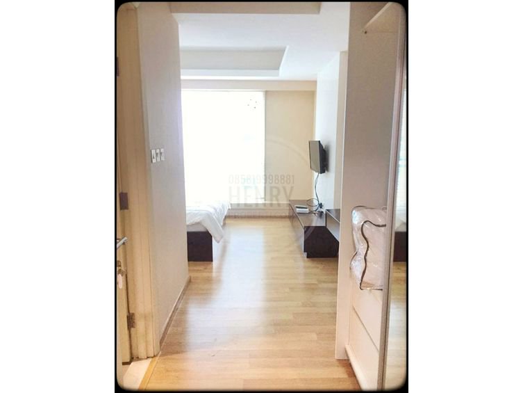Casa Grande Dijual Cepat 3+1BR Full Furnish Mid Floor City View