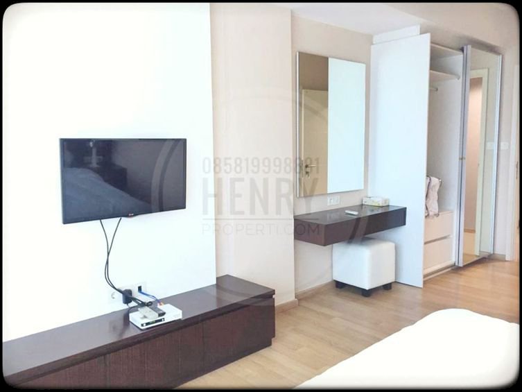 Casa Grande Dijual Cepat 3+1BR Full Furnish Mid Floor City View