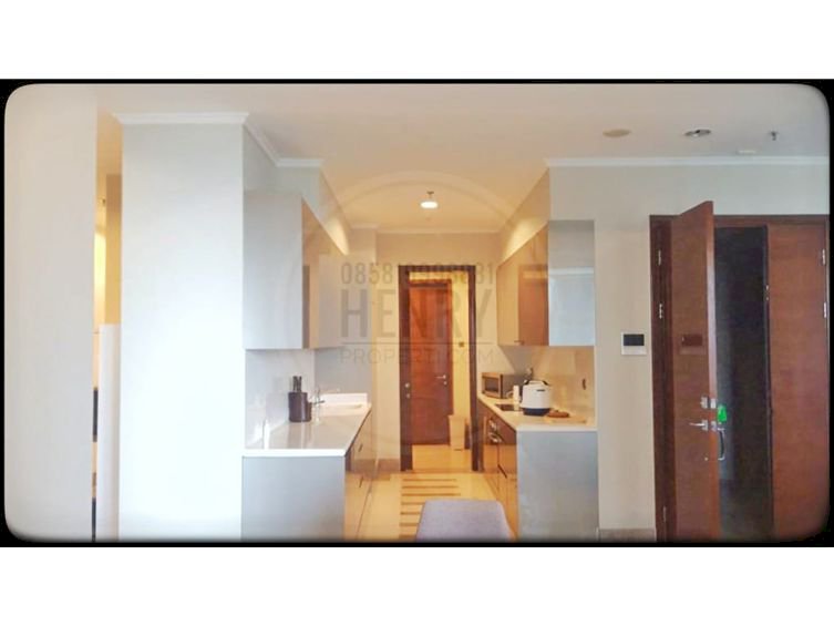 District 8 SCBD Sudirman Dijual Cepat 3+1BR Low Floor Furnish City View