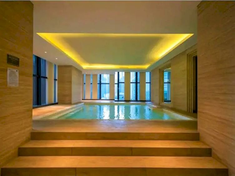 District 8 SCBD Sudirman Dijual Cepat 3+1BR Low Floor Furnish City View