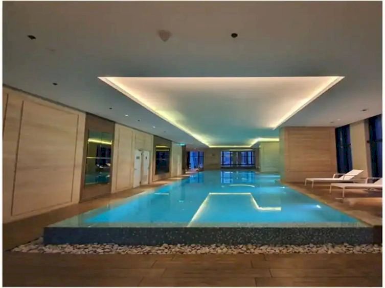 District 8 SCBD Sudirman Dijual Cepat 3+1BR Low Floor Furnish City View