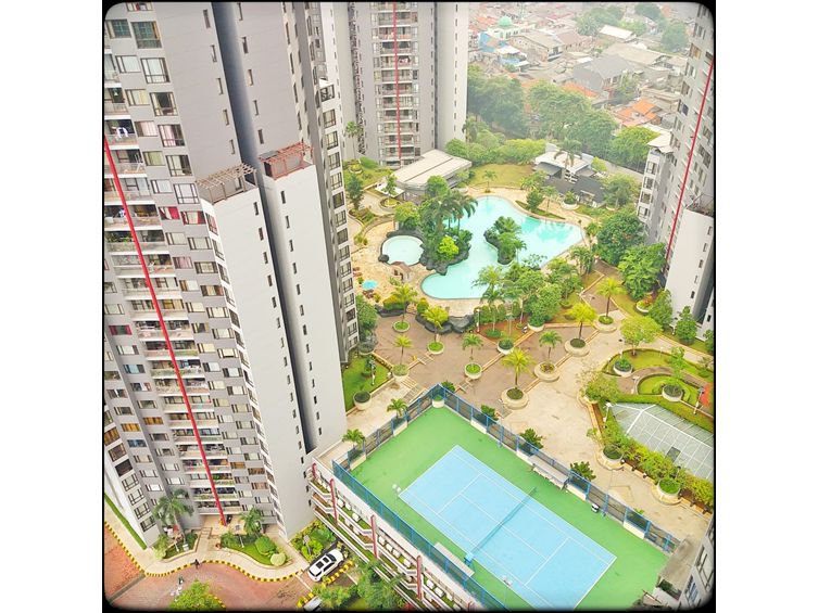 Taman Rasuna Dijual Cepat Dibawah NJOP unit 2+1BR Lantai Tinggi Furnis
