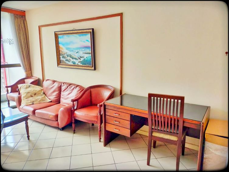 Taman Rasuna Dijual Cepat Dibawah NJOP unit 2+1BR Lantai Tinggi Furnis