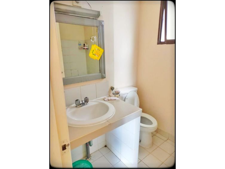 Taman Rasuna Dijual Cepat Dibawah NJOP unit 2+1BR Lantai Tinggi Furnis