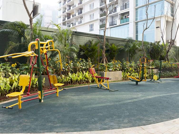 South Hills Apartment For Rent 3+1BR Full Furnish Low Floor Pool View
