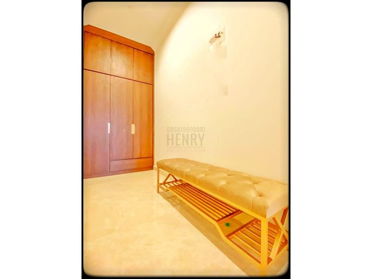 Pondok Indah Residence For Rent Beautiful 3+1 BR Tower Maya Low Fl