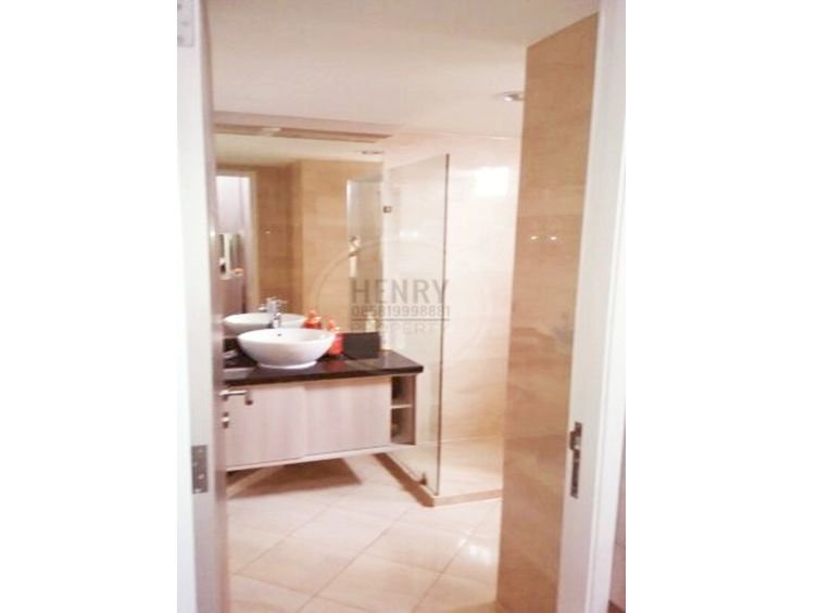 Taman Anggrek Condominium Dijual 3+1BR Full Renov + Furnish City View