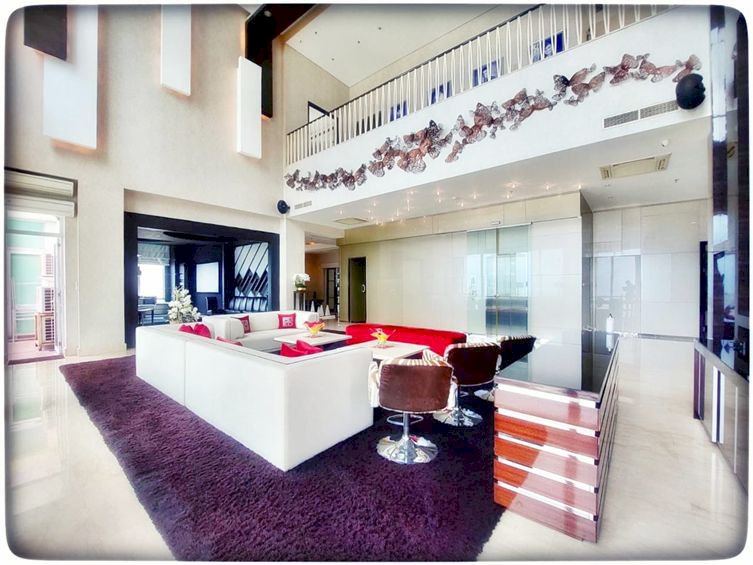 DIJUAL CEPAT BEST PRICE Penthouse Private Lift City View Lantai Tinggi
