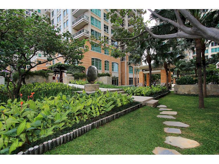 DIJUAL CEPAT BEST PRICE Penthouse Private Lift City View Lantai Tinggi